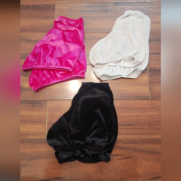 Velvet figure skating boot covers - Picture 3 of 5